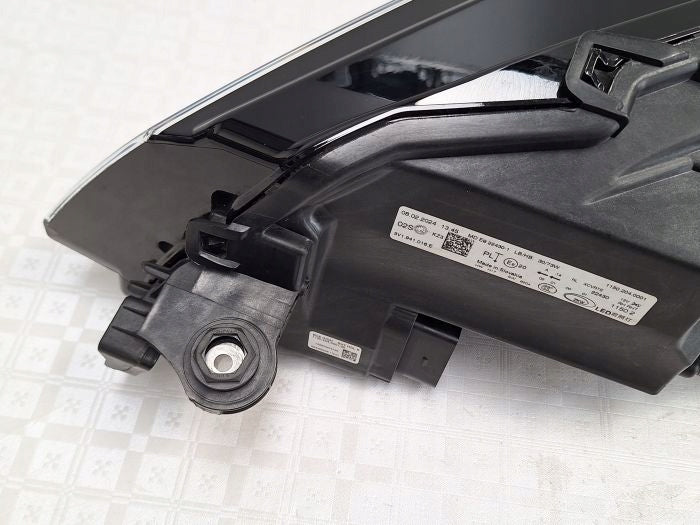 Frontscheinwerfer Skoda Superb III 3V1941016E LED Rechts Scheinwerfer Headlight SCH9081004581qj