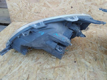 Load image into Gallery viewer, Frontscheinwerfer Toyota Yaris Ein Stück (Rechts oder Links) Headlight SCH3485622567vz