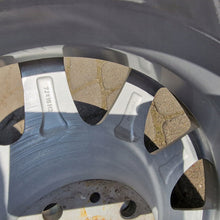 Load image into Gallery viewer, 1x Alufelge 16 Zoll 7.0&quot; 5x120 46ET Glanz Silber 1182632 BMW 1 Rim Wheel