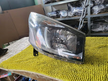 Load image into Gallery viewer, Frontscheinwerfer Fiat Talento Trafic III 261005469R Rechts Headlight