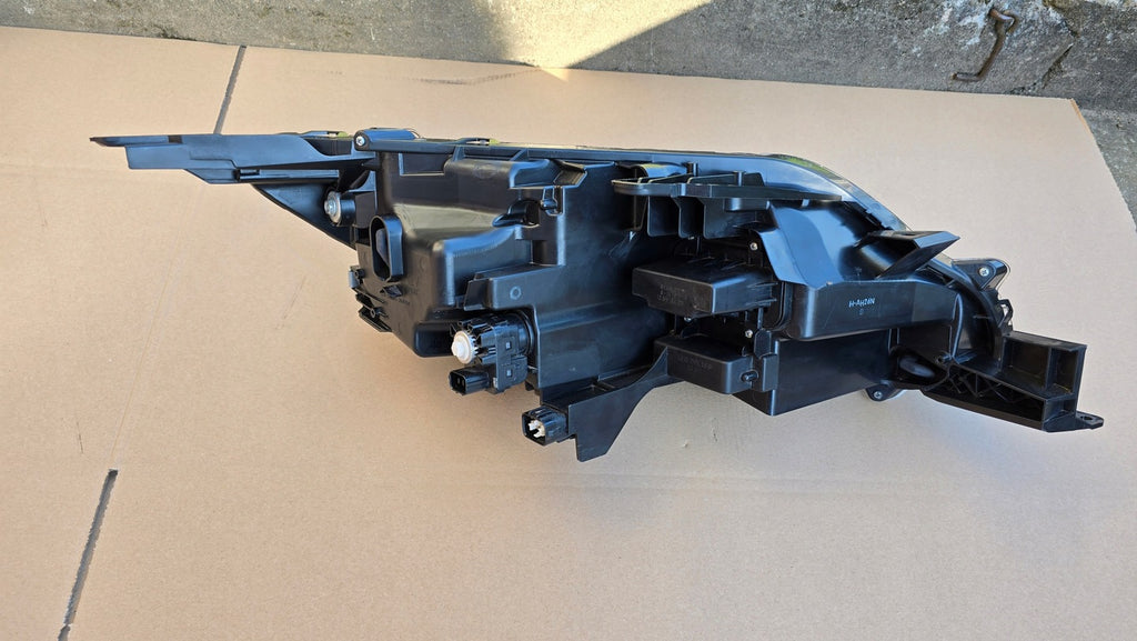 Frontscheinwerfer Mitsubishi L200 8301D381 Full LED Links Scheinwerfer Headlight