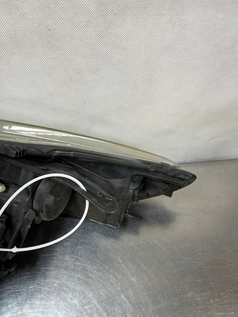 Frontscheinwerfer Renault Megane III 260100017R Rechts Scheinwerfer Headlight SCH9243564142wp
