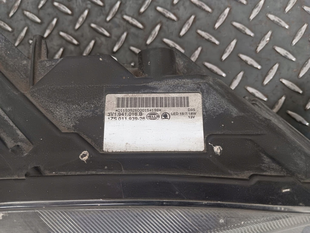 Frontscheinwerfer Skoda Superb III 3V1941015A 3V1941016A LED Rechts oder Links