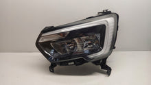 Laden Sie das Bild in den Galerie-Viewer, Frontscheinwerfer Renault Master 260607867R Halogen Links Scheinwerfer Headlight