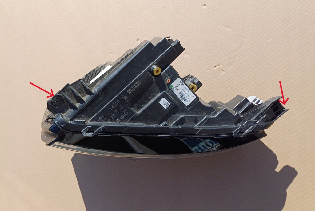 Frontscheinwerfer Ford Transit Courier R2X613E015AE Links Scheinwerfer Headlight SCH7471949118jr