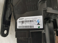 Laden Sie das Bild in den Galerie-Viewer, Frontscheinwerfer Dacia Duster 260101133R 260609367R Ein Satz Headlight SCH2512905803ir