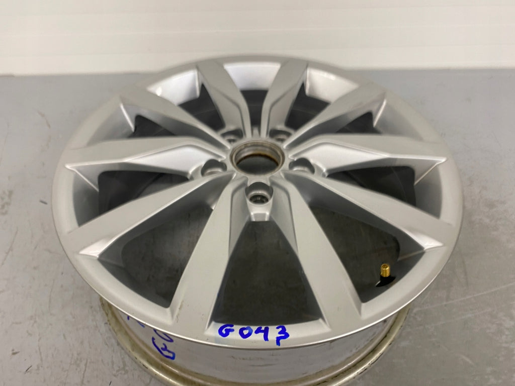 1x Alufelge 17 Zoll 6.0" 5x112 48ET Glanz Silber 5G0601025K VW Golf Vii FEL8365676869nl