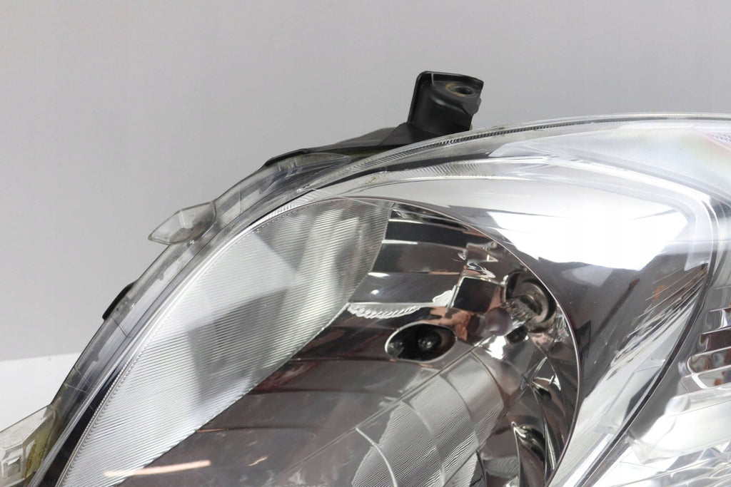 Frontscheinwerfer Toyota Yaris 811300D120 Links Scheinwerfer Headlight SCH9244230761oo