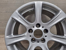 Laden Sie das Bild in den Galerie-Viewer, 1x Alufelge 17 Zoll 8.0" 5x120 34ET Glanz Silber 6856893 BMW 3 F30 F31 Rim Wheel FEL3309715480up