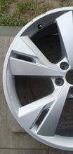Laden Sie das Bild in den Galerie-Viewer, 1x Alufelge 20 Zoll 9.0" 5x112 42ET Glanz Silber 89A601025L Audi E-Tron Etron FEL8380892644fr