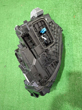Laden Sie das Bild in den Galerie-Viewer, Frontscheinwerfer Mercedes-Benz W247 A2479065006 LED Rechts Headlight SCH2199227303uf