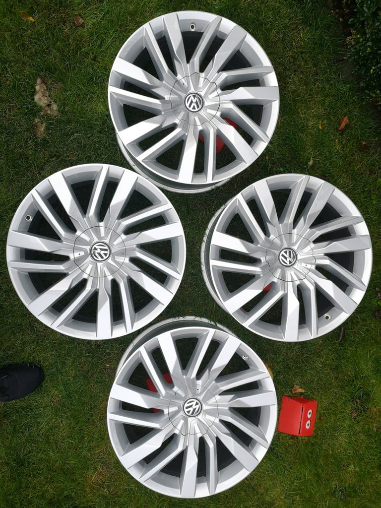 4x Alufelge 19 Zoll 8.0" 5x112 28ET Glanz Silber 760601025 VW Touareg Rim Wheel FEL6564097369px