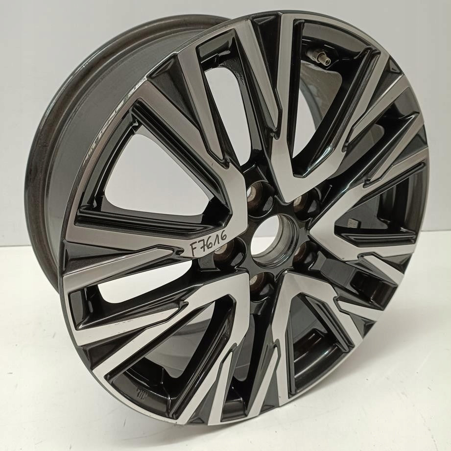 1x Alufelge 17 Zoll 7.0" 5x114.3 50ET PW4570D007 Toyota Yaris Cross Rim Wheel FEL2046393712rr