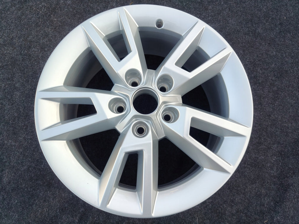 1x Alufelge 16 Zoll 7.0" 5x112 45ET Glanz Silber 5L0601025J Skoda Yeti Rim Wheel FEL2606801205lg