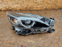 Laden Sie das Bild in den Galerie-Viewer, Frontscheinwerfer Mazda 6 Gj FULL LED Ein Stück (Rechts oder Links) Headlight