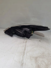 Load image into Gallery viewer, Frontscheinwerfer Hyundai I10 921020X0 Rechts Scheinwerfer Headlight SCH1177481318tz
