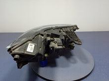 Load image into Gallery viewer, Frontscheinwerfer Ford LJ8B13E015EF Links Scheinwerfer Headlight SCH1342159093tk