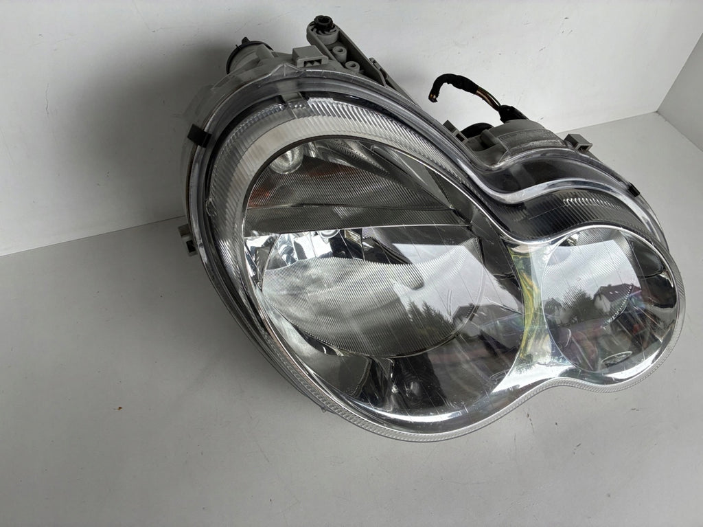 Frontscheinwerfer Mercedes-Benz W203 A2038201259 Rechts Scheinwerfer Headlight SCH8025269911hi