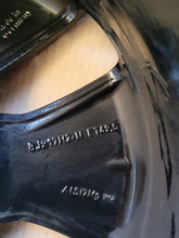 Load image into Gallery viewer, 1x Alufelge 17 Zoll 8.0" 5x112 A2064014200 Mercedes-Benz W206 Rim Wheel FEL1695009753um