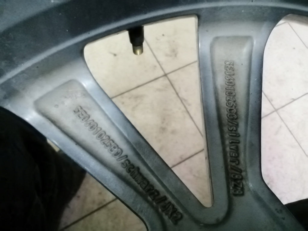 1x Alufelge 19 Zoll 7.5" 5x112 51ET Graphit 5E0601025 Skoda Octavia Rim Wheel