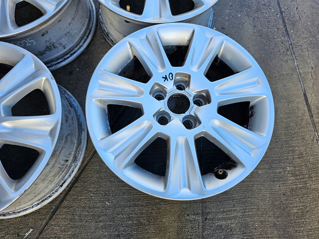 4x Alufelge 15 Zoll 6.5" 5x100 34ET Glanz Silber 8X0601025 Audi A1 Rim Wheel