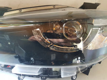 Load image into Gallery viewer, Frontscheinwerfer Mazda Cx5 K2442/KD31-51040 LED Ein Stück (Rechts oder Links)