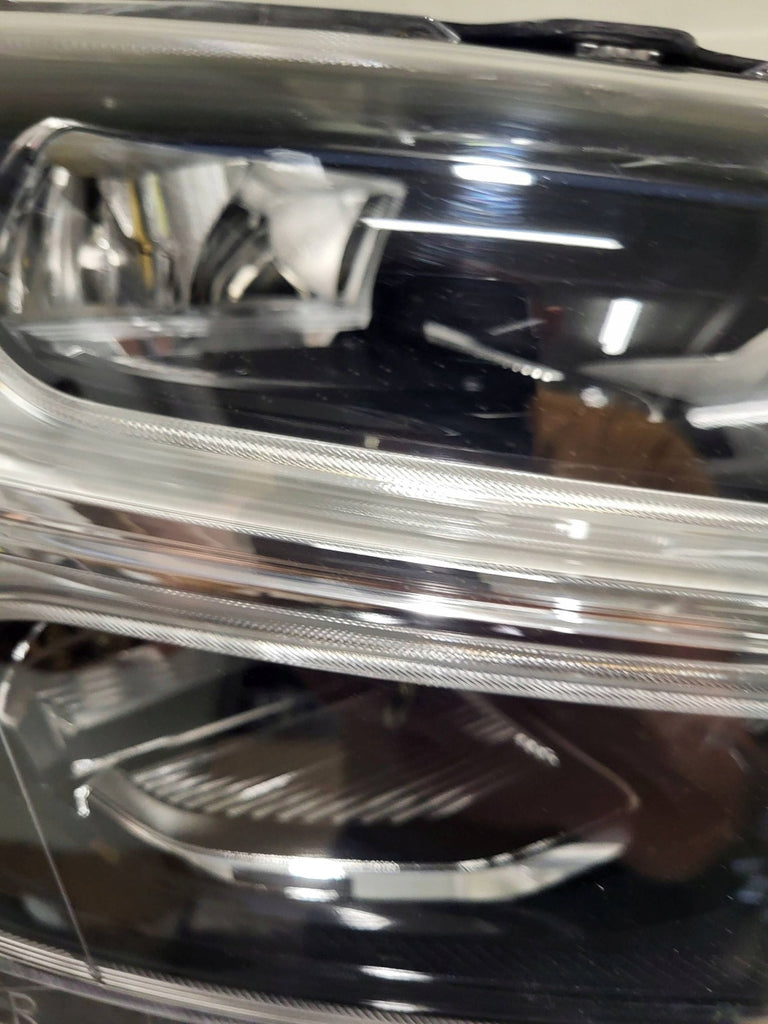 Frontscheinwerfer Volvo Xc40 32342525 LED Rechts Scheinwerfer Headlight SCH1120724326dp