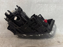Laden Sie das Bild in den Galerie-Viewer, Frontscheinwerfer Audi Q3 8U0941005 Xenon Links Scheinwerfer Headlight SCH4110083589gy