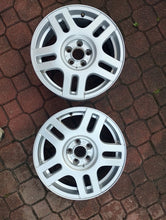 Load image into Gallery viewer, 1x Alufelge 16 Zoll 6.5" 5x100 42ET Glanz Silber 1J0601025AC VW Golf Iv FEL3898666221lw