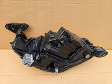 Laden Sie das Bild in den Galerie-Viewer, Frontscheinwerfer Opel Corsa F 9829522780 LED Links Scheinwerfer Headlight SCH6072896983aq