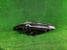Laden Sie das Bild in den Galerie-Viewer, Frontscheinwerfer Honda Cr-V Crv IV CSC16261 FALSE Scheinwerfer Headlight SCH3070132441yg