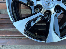 Laden Sie das Bild in den Galerie-Viewer, 1x Alufelge 17 Zoll 6x139.7 PW4570K000 Toyota Land Cruiser Rim Wheel FEL1069420173yw