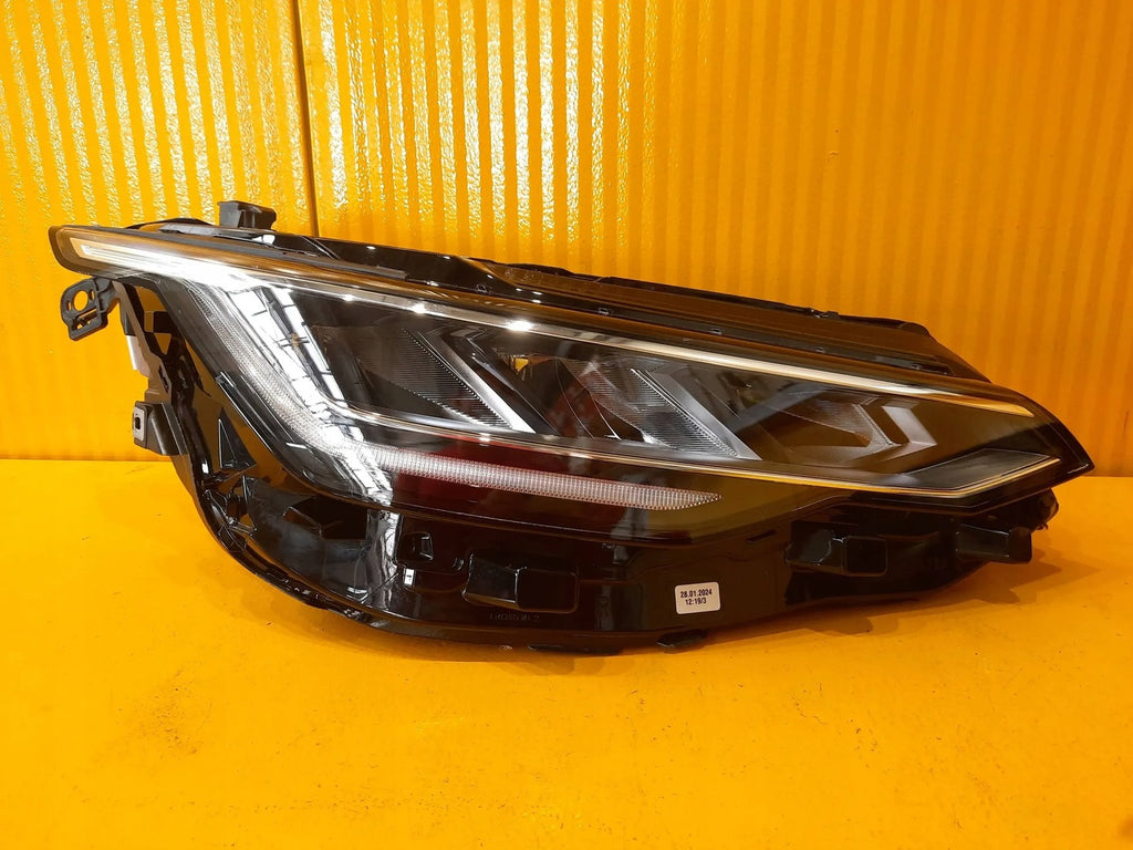 Frontscheinwerfer VW Golf VIII 5H1941005A 5H1941006A LED Rechts oder Links