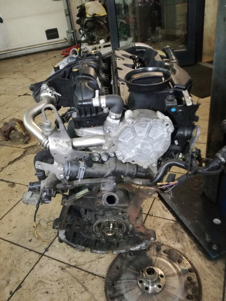 Motor Audi A4 B8 CJC 2.0 TDI 139TKm Diesel Engine Unkomplett