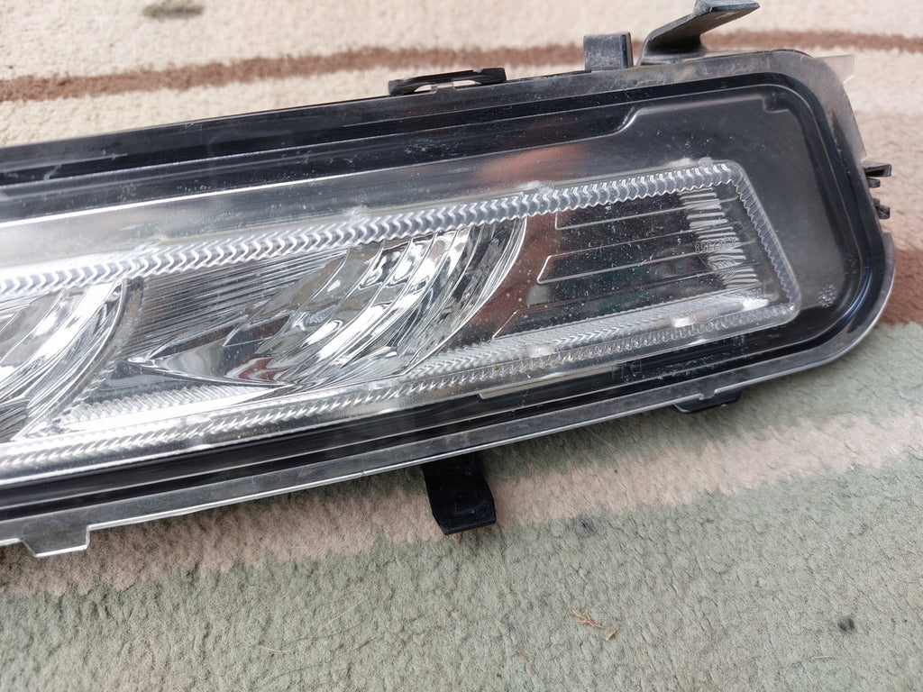 Frontscheinwerfer Ford Mondeo BS7113B218 LED Ein Stück (Rechts oder Links)