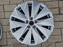 Laden Sie das Bild in den Galerie-Viewer, 1x Alufelge 17 Zoll 6.5" 5x112 40ET Matt Graphit 658601025L Skoda Kamiq FEL3929214935et