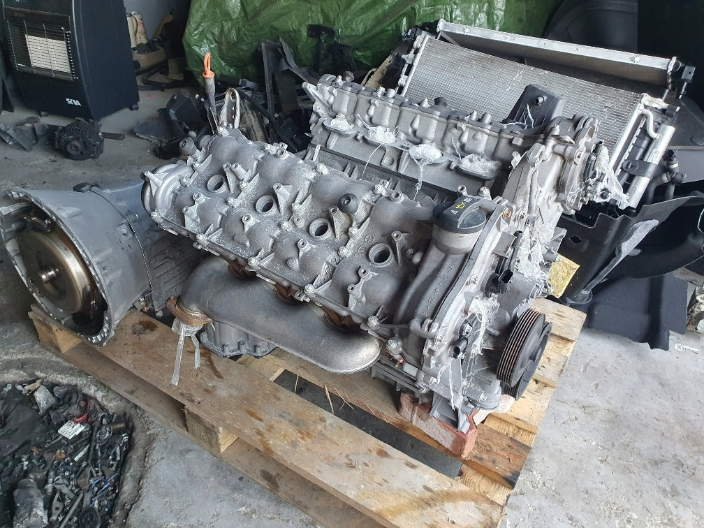 Motor Mercedes-Benz 273965 5.5 388PS 285kW 73TKm 2009 Benzin Unkomplett