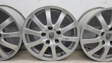 Load image into Gallery viewer, 4x Alufelge 17 Zoll 7.5&quot; 5x130 53ET Silber 7L5601025P Porsche Rim Wheel