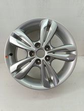 Load image into Gallery viewer, 1x Alufelge 17 Zoll 6.5&quot; 4x114.3 529102Y400 Hyundai Ix35 Rim Wheel