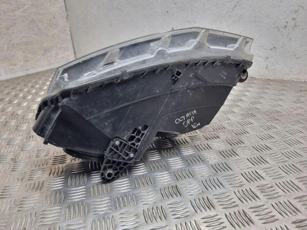 Frontscheinwerfer Skoda Octavia I 5E1941016 Rechts Scheinwerfer Headlight SCH7426382018pe
