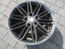 Laden Sie das Bild in den Galerie-Viewer, 1x Alufelge 17 Zoll 7.5&quot; 5x120 47ET BMW 1 Rim Wheel