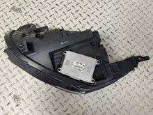 Load image into Gallery viewer, Frontscheinwerfer Kia Stonic 92102-H8 Full LED Rechts Scheinwerfer Headlight SCH4676510757lc