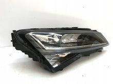 Load image into Gallery viewer, Frontscheinwerfer Skoda Superb III 3V1941016D 992941571 LED Rechts Headlight