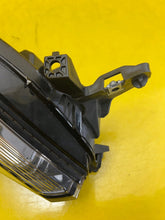 Laden Sie das Bild in den Galerie-Viewer, Frontscheinwerfer Mitsubishi Eclipse Cross I 92206010 LED FALSE Headlight SCH7273967133ef