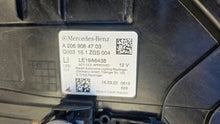 Laden Sie das Bild in den Galerie-Viewer, Frontscheinwerfer Mercedes-Benz W206 A2069064703 Links Scheinwerfer Headlight SCH9637677184nd