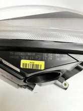 Laden Sie das Bild in den Galerie-Viewer, Frontscheinwerfer Ford Fiesta H1BB-13W029- Rechts Scheinwerfer Headlight