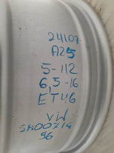 Load image into Gallery viewer, 1x Alufelge 16 Zoll 6.5" 5x112 46ET Glanz Silber 5H0071496 VW Rim Wheel FEL4109116814ku