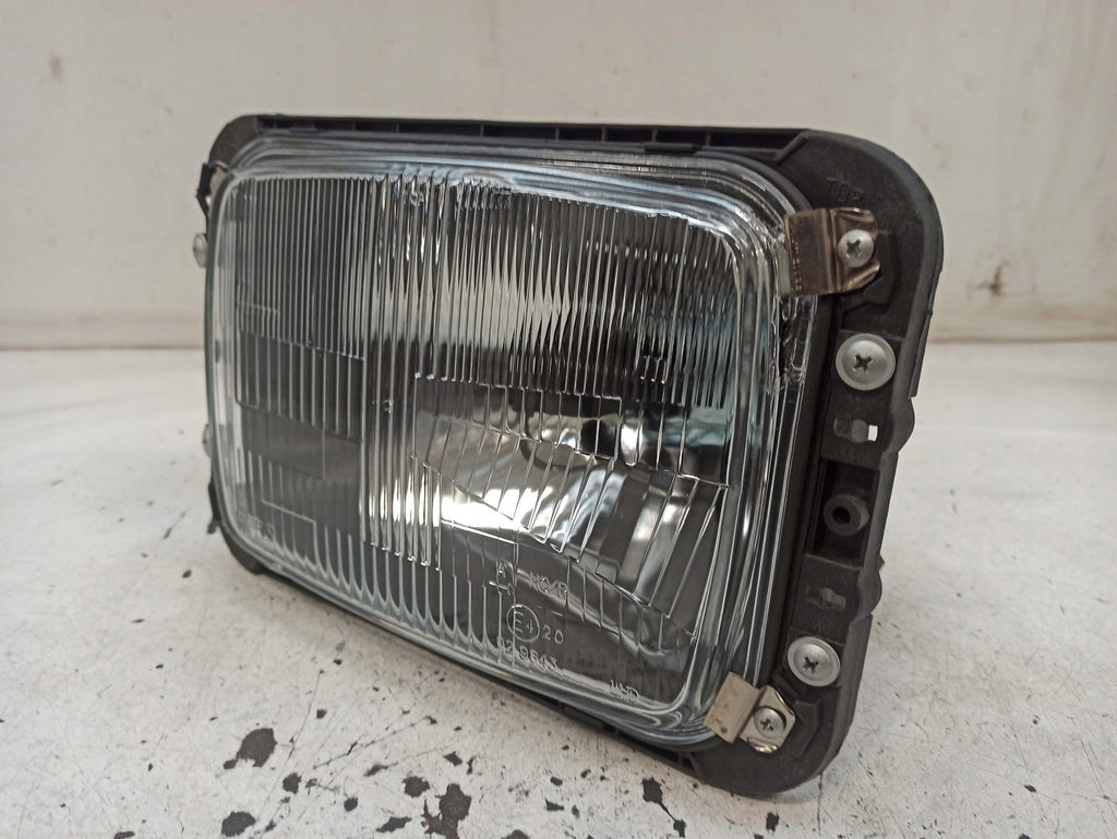 Frontscheinwerfer Mercedes-Benz T2 440-1112R-LD3E Rechts Scheinwerfer Headlight