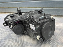Laden Sie das Bild in den Galerie-Viewer, Frontscheinwerfer Seat Eos 1Q1941751C Xenon Links Scheinwerfer Headlight