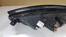 Laden Sie das Bild in den Galerie-Viewer, Frontscheinwerfer Skoda Octavia I 5E4941016A LED Rechts Scheinwerfer Headlight SCH1135618495wk